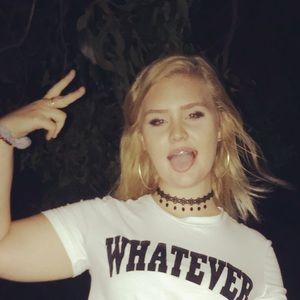 Meet your Posher, Arabella